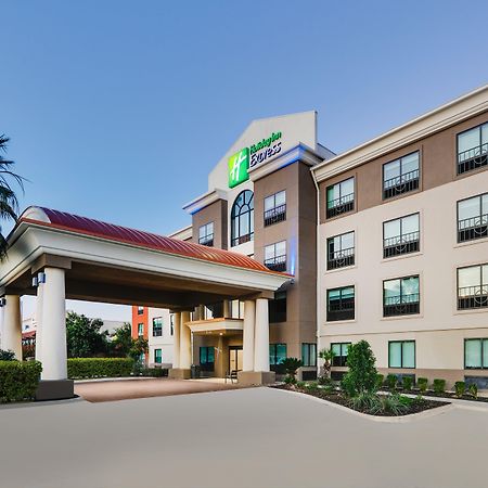 Holiday Inn Express & Suites San Antonio Nw Near Seaworld By Ihg Extérieur photo