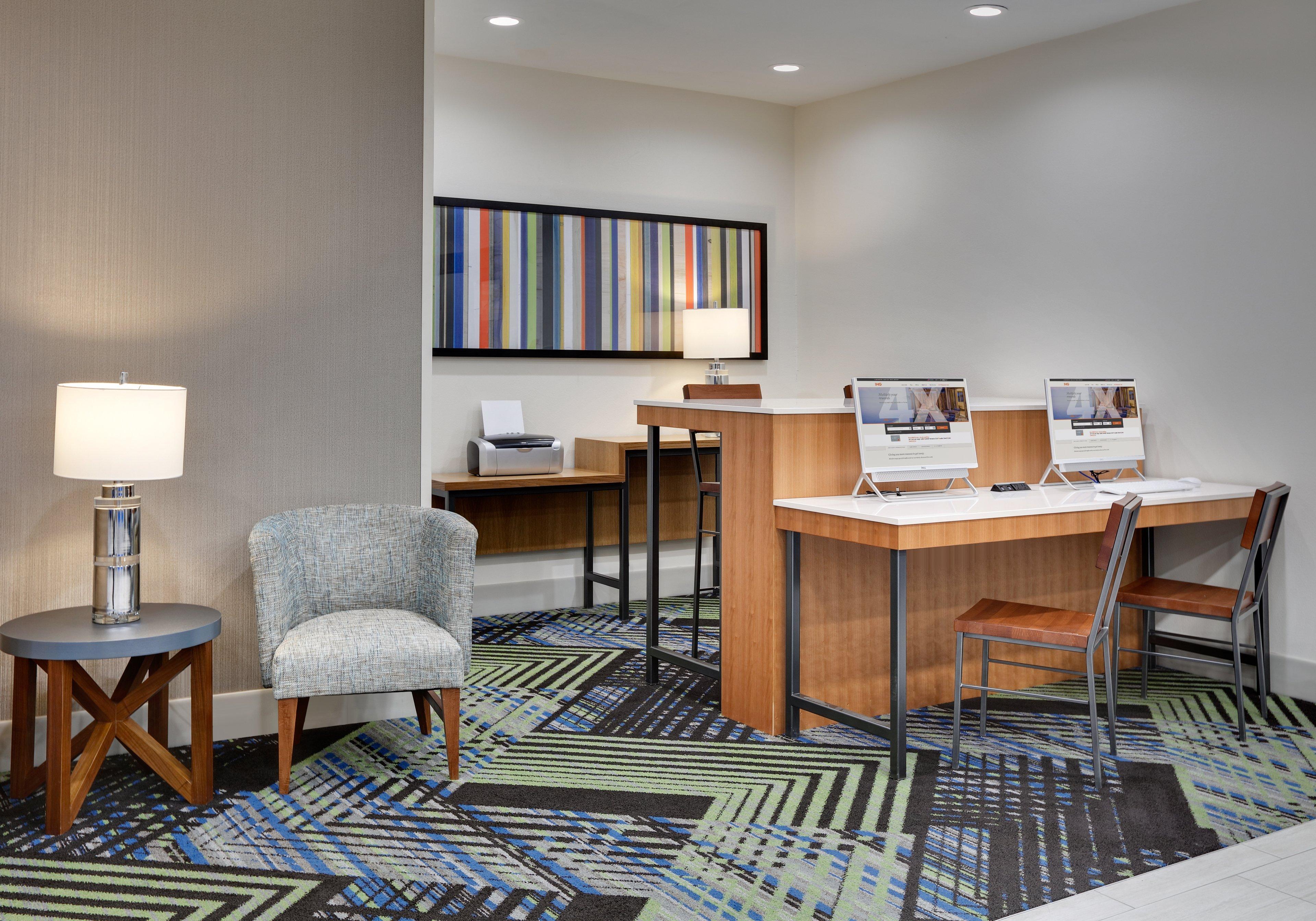 Holiday Inn Express & Suites San Antonio Nw Near Seaworld By Ihg Extérieur photo