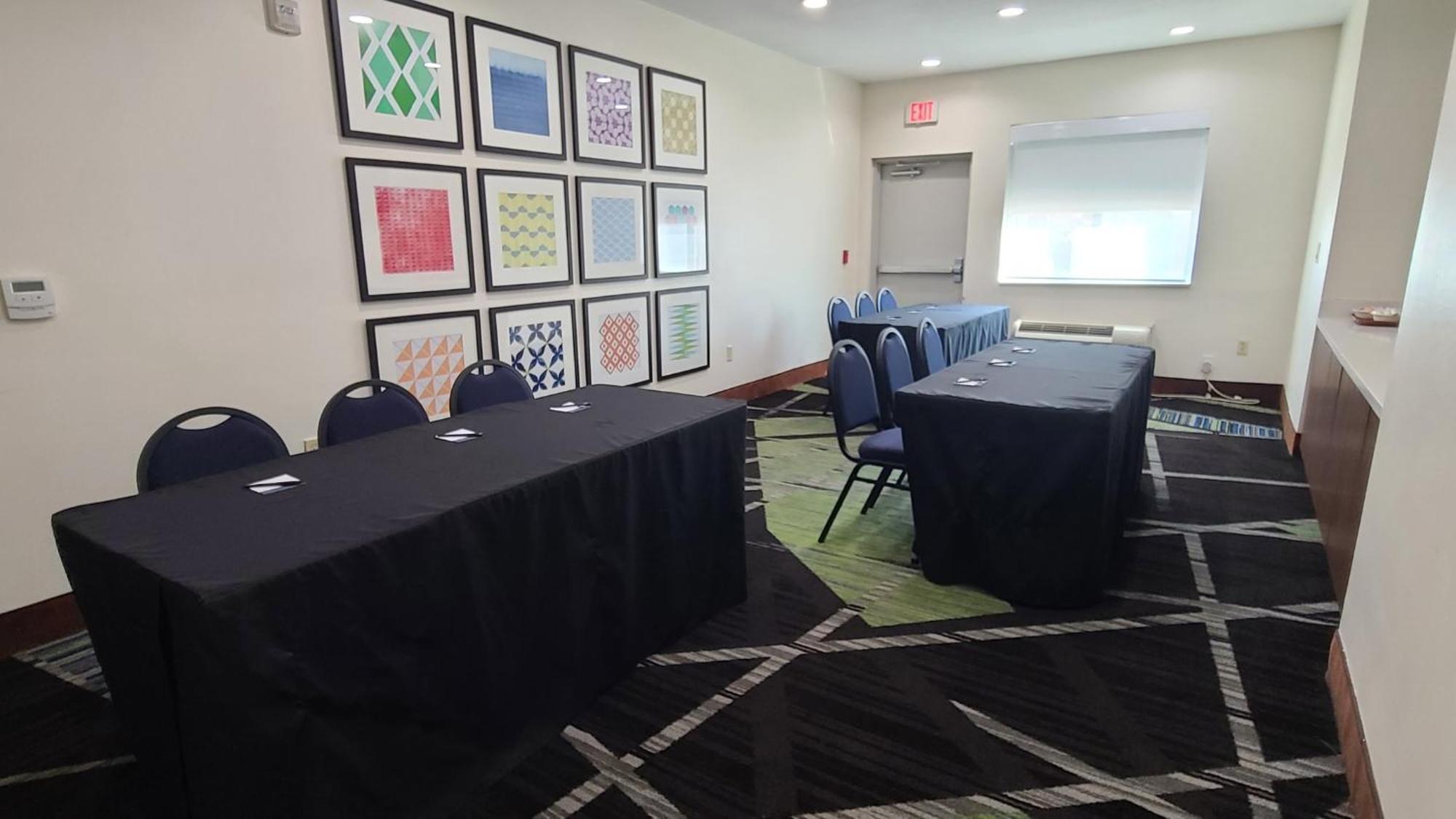 Holiday Inn Express & Suites San Antonio Nw Near Seaworld By Ihg Extérieur photo