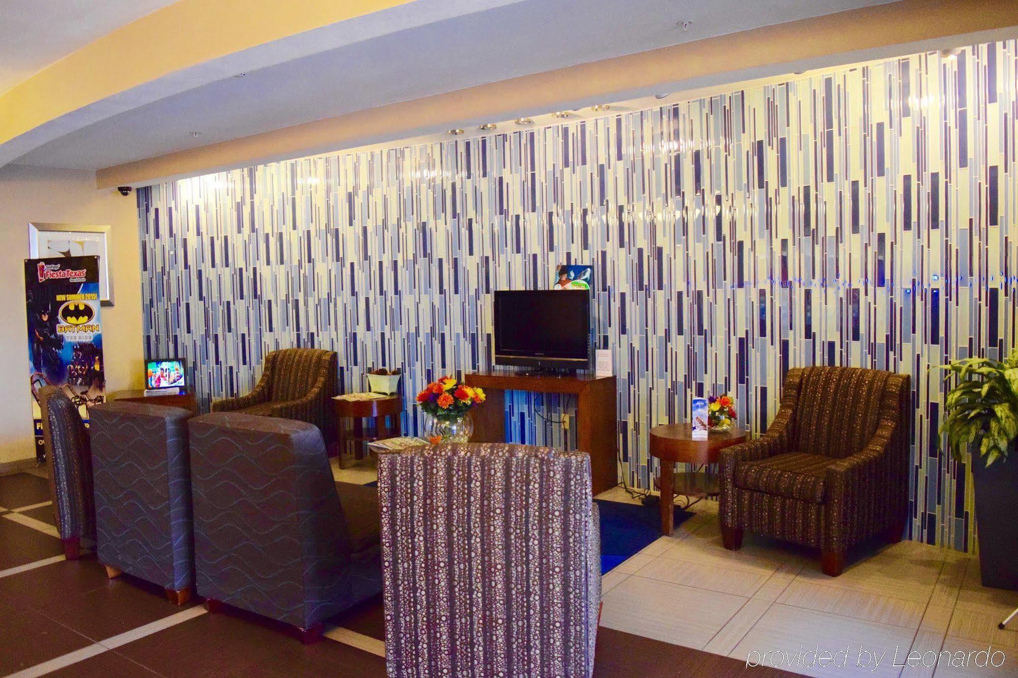 Holiday Inn Express & Suites San Antonio Nw Near Seaworld By Ihg Extérieur photo